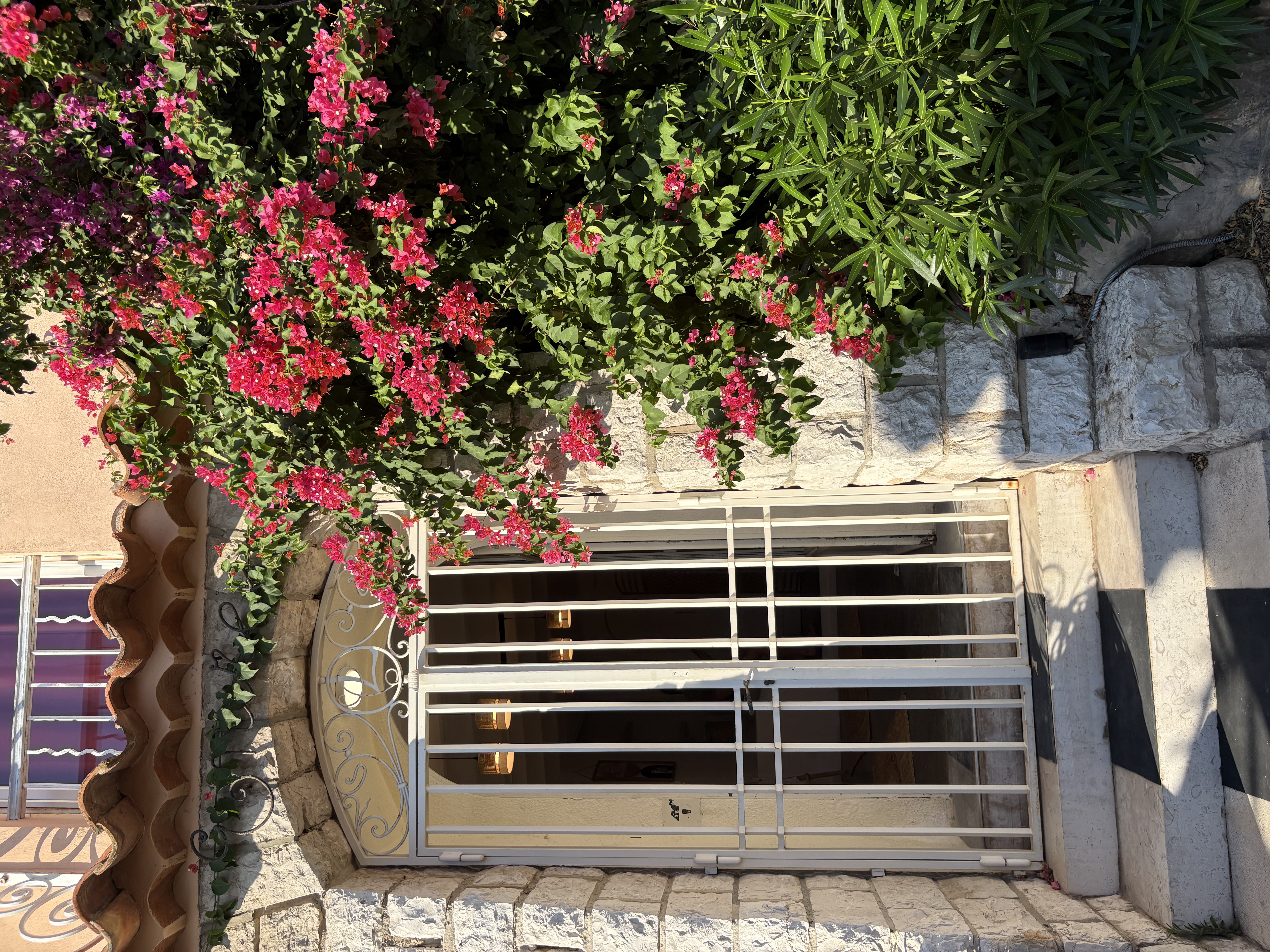 Au cœur du Village du Castellet — vue 3